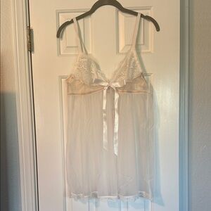 Victoria's Secret Ivory Lace Chemise with Satin Ribbon